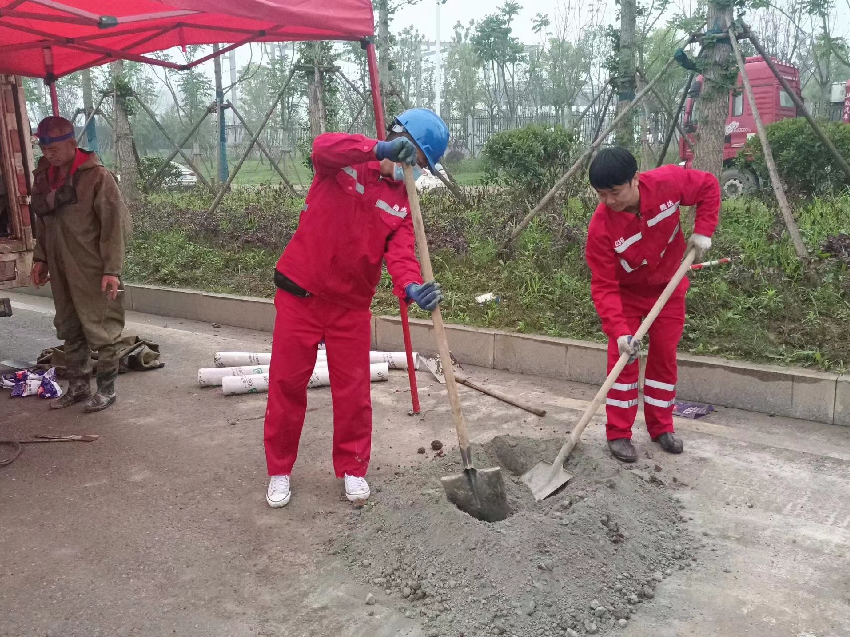 阳日镇管道疏通哪家好】及时进行市政管道清淤